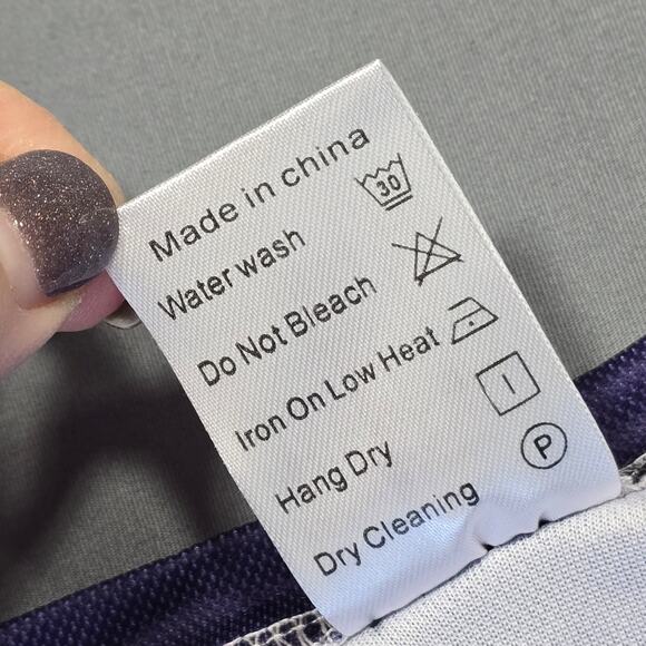 Anime Dark Purple Shirt Woman Witch Graphic Stretch Short Sleeves Men Size L NEW - Picture 9 of 9